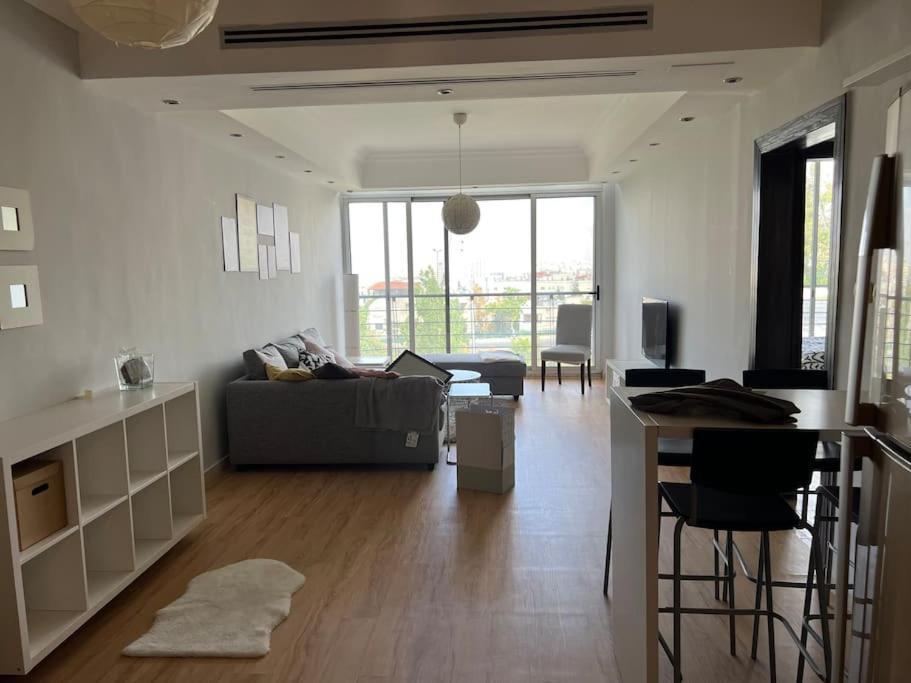 Ronza Elegant Apartment Amman Ngoại thất bức ảnh