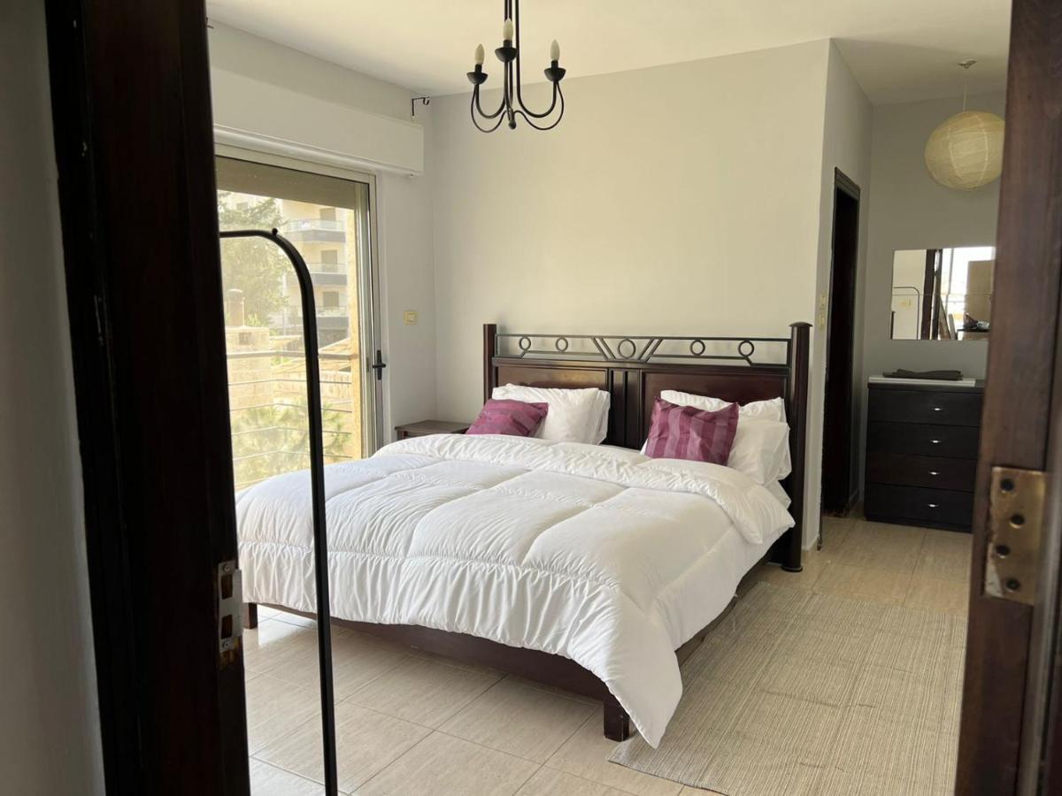 Ronza Elegant Apartment Amman Ngoại thất bức ảnh
